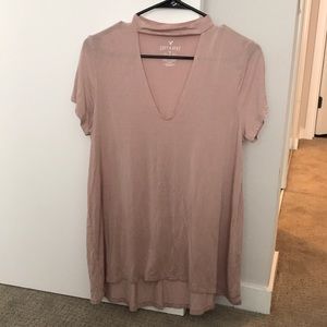 American Eagle V-Neck T-shirt